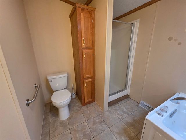 8959 Meadowview Drive, Kalamazoo, MI 49009