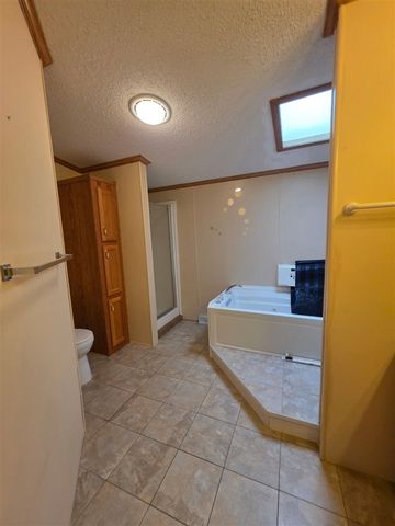 8959 Meadowview Drive, Kalamazoo, MI 49009