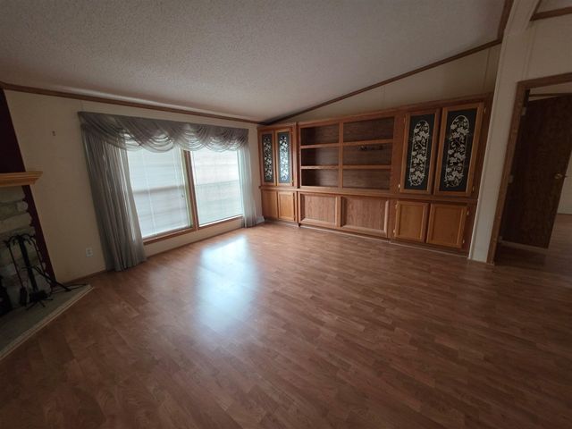 8959 Meadowview Drive, Kalamazoo, MI 49009