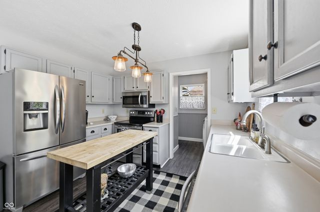 7719 Cherrybark Drive, Indianapolis, IN 46236