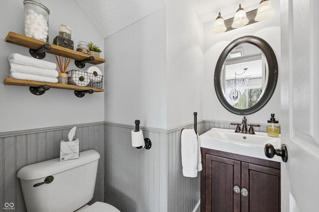 7719 Cherrybark Drive, Indianapolis, IN 46236