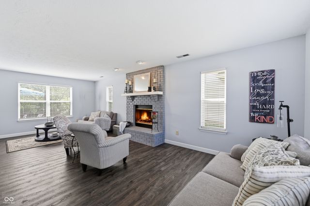 7719 Cherrybark Drive, Indianapolis, IN 46236