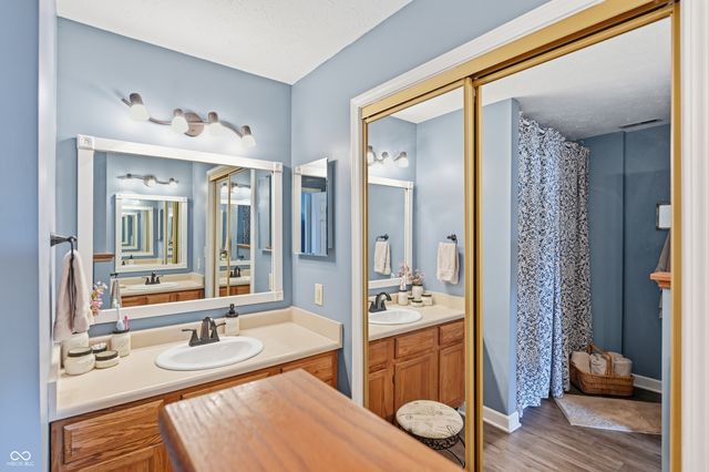 7719 Cherrybark Drive, Indianapolis, IN 46236