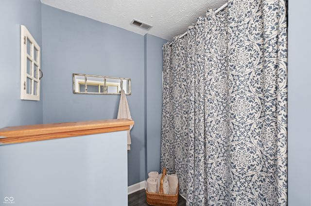 7719 Cherrybark Drive, Indianapolis, IN 46236