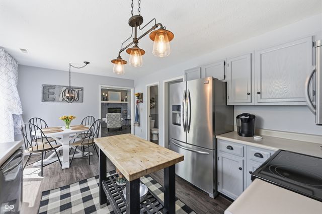 7719 Cherrybark Drive, Indianapolis, IN 46236