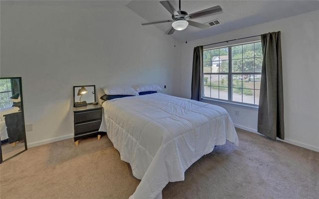 1046 Bridle Creek Drive, Flowery Branch, GA 30542