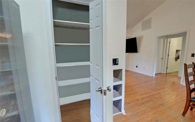 1046 Bridle Creek Drive, Flowery Branch, GA 30542
