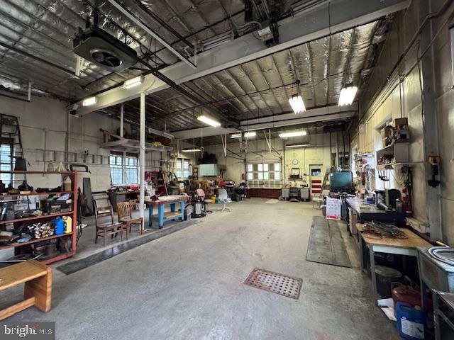 10 S MAIN ST, Yeagertown, PA 17099