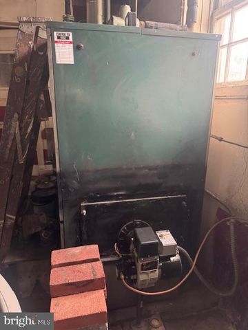 10 S MAIN ST, Yeagertown, PA 17099