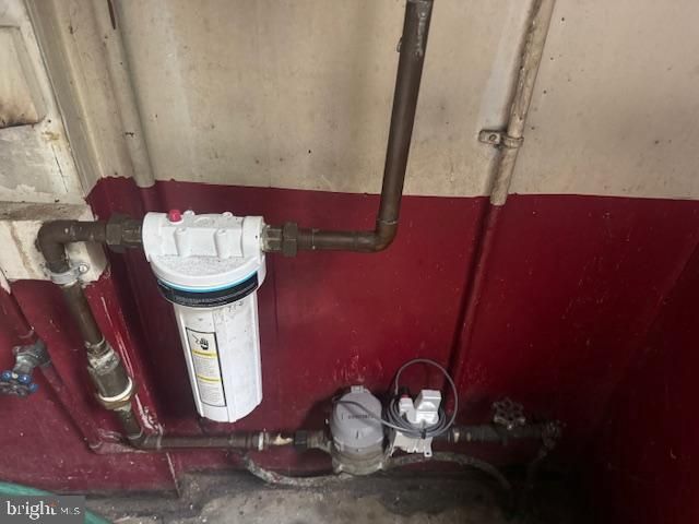 10 S MAIN ST, Yeagertown, PA 17099