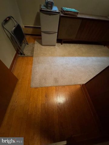 10 S MAIN ST, Yeagertown, PA 17099