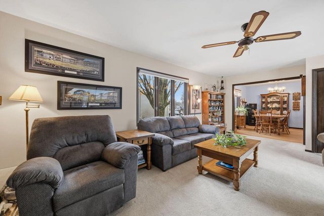 436 Raintree DRIVE, Fort Atkinson, WI 53538