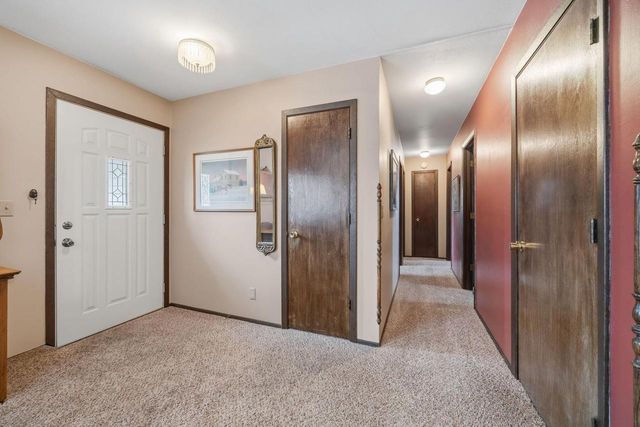 436 Raintree DRIVE, Fort Atkinson, WI 53538