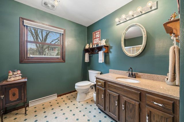 436 Raintree DRIVE, Fort Atkinson, WI 53538