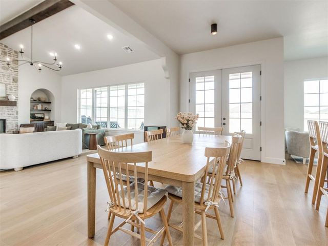 10705 NW 26th Court, Yukon, OK 73099