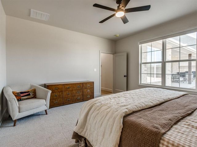 10705 NW 26th Court, Yukon, OK 73099