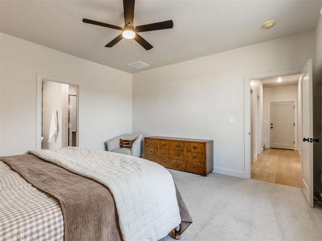 10705 NW 26th Court, Yukon, OK 73099