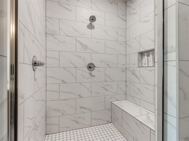 10705 NW 26th Court, Yukon, OK 73099