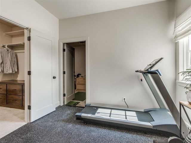 10705 NW 26th Court, Yukon, OK 73099