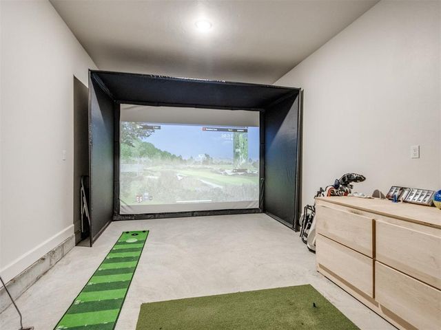 10705 NW 26th Court, Yukon, OK 73099