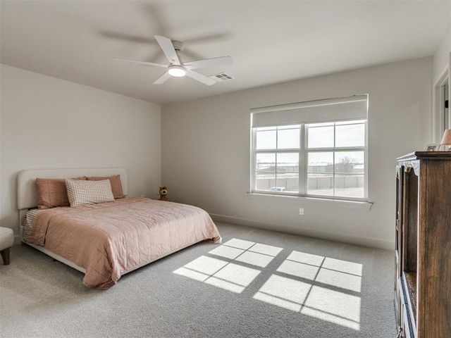 10705 NW 26th Court, Yukon, OK 73099