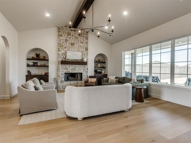 10705 NW 26th Court, Yukon, OK 73099