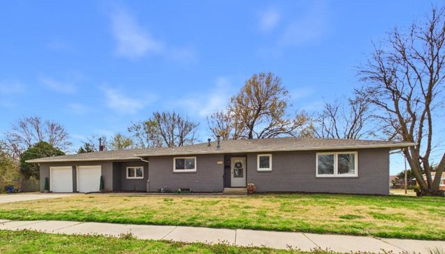 7701 E Lincoln St, Wichita, KS 67207