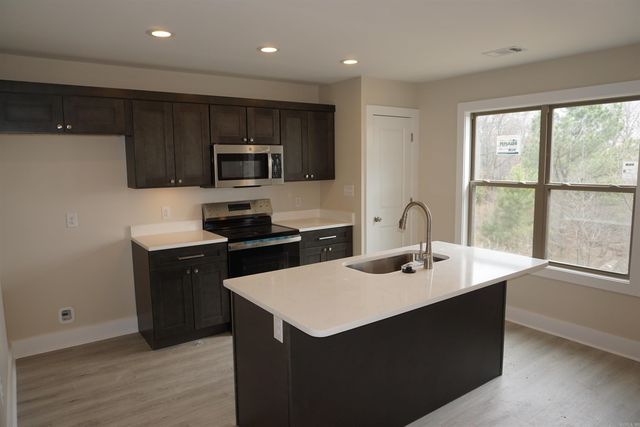 2105 Luke Cv, Jonesboro, AR 72404