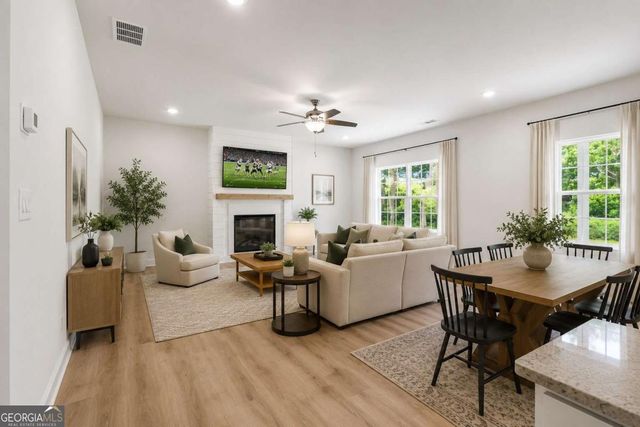 305 Rachel Lane, Hartwell, GA 30643
