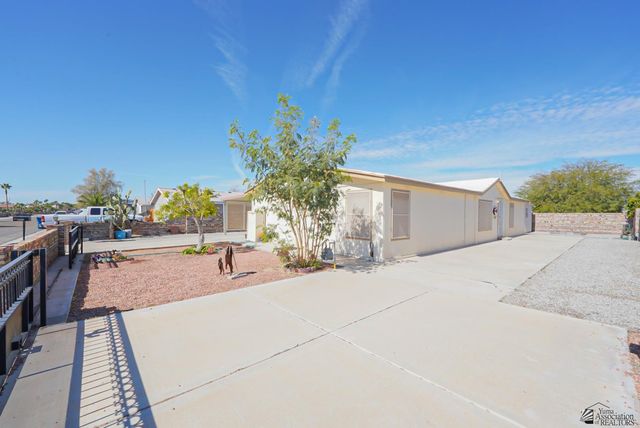 13574 E 55 St, Yuma, AZ 85367