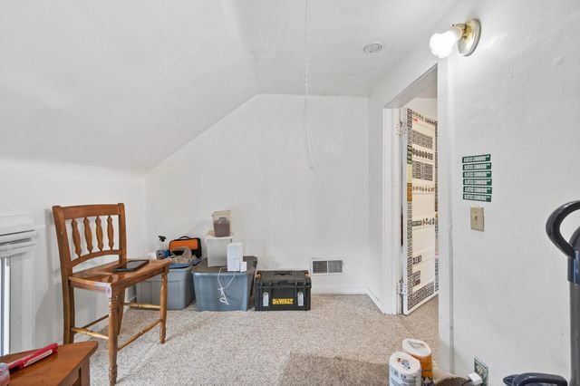 1075 Case Avenue, Saint Paul, MN 55106