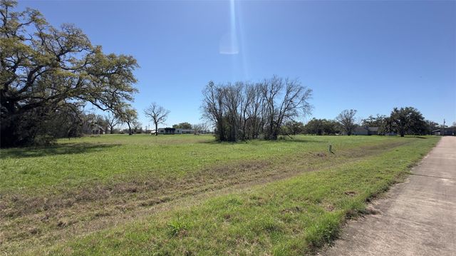 743 Rancho Chico Court, Angleton, TX 77515