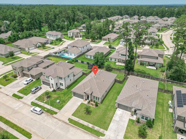 10026 Angelina Woods Lane, Conroe, TX 77384
