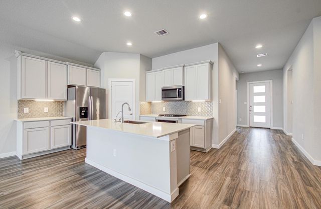10026 Angelina Woods Lane, Conroe, TX 77384