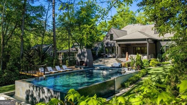 4075 Peachtree Dunwoody Road NE, Atlanta, GA 30319