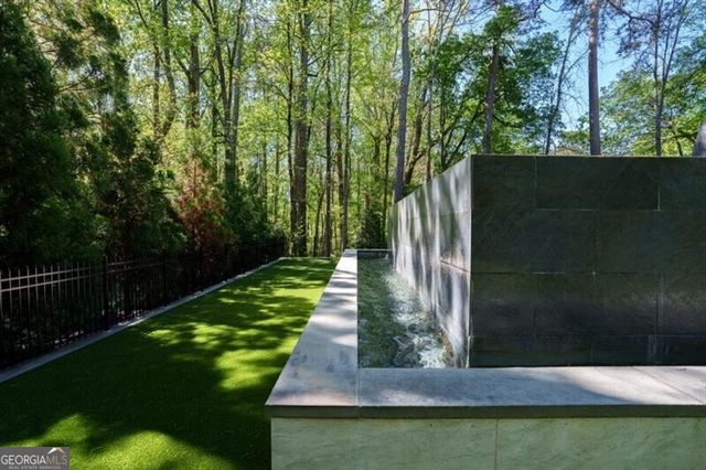 4075 Peachtree Dunwoody Road NE, Atlanta, GA 30319