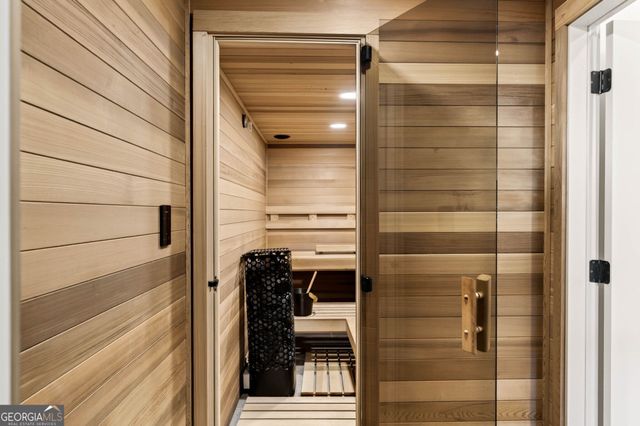 4075 Peachtree Dunwoody Road NE, Atlanta, GA 30319