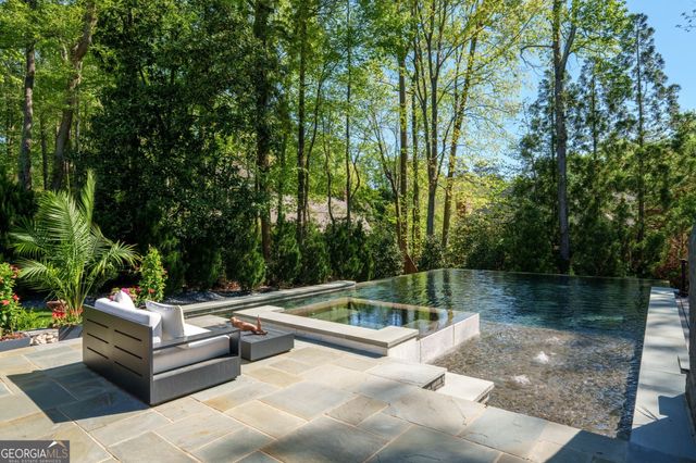 4075 Peachtree Dunwoody Road NE, Atlanta, GA 30319