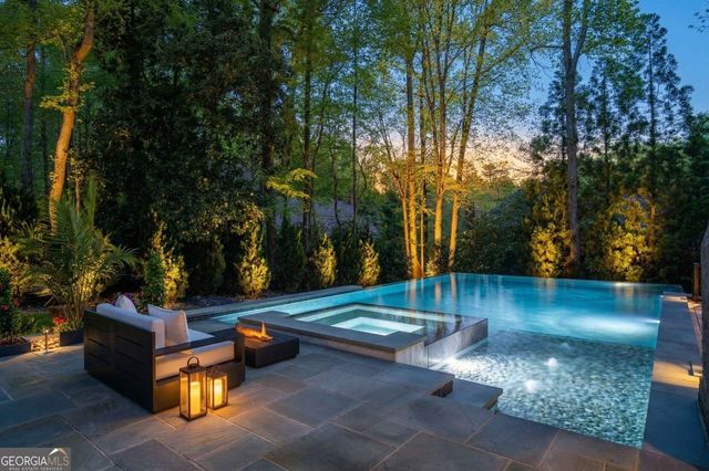 4075 Peachtree Dunwoody Road NE, Atlanta, GA 30319