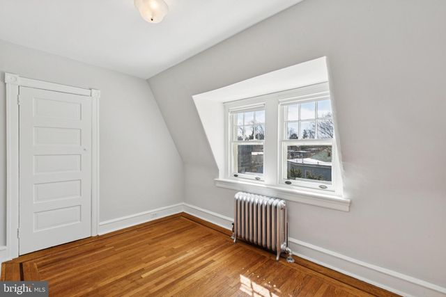 515 CARPENTER LN, Philadelphia, PA 19119