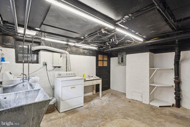 515 CARPENTER LN, Philadelphia, PA 19119