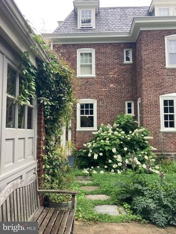 515 CARPENTER LN, Philadelphia, PA 19119