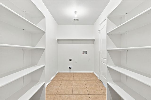 4005 Big Bend TRL, Taylor, TX 76574