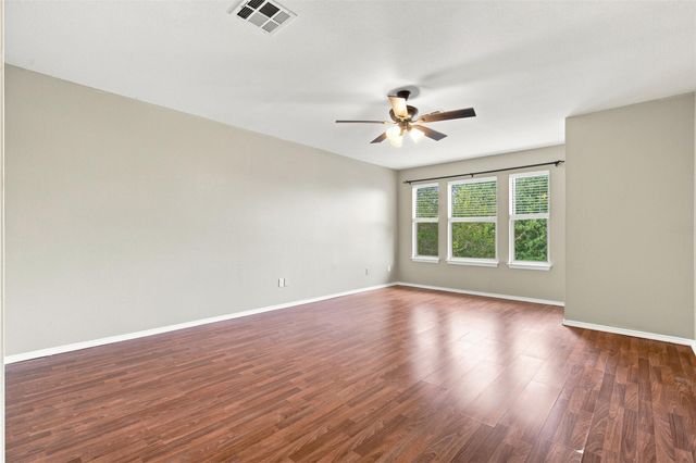 4005 Big Bend TRL, Taylor, TX 76574