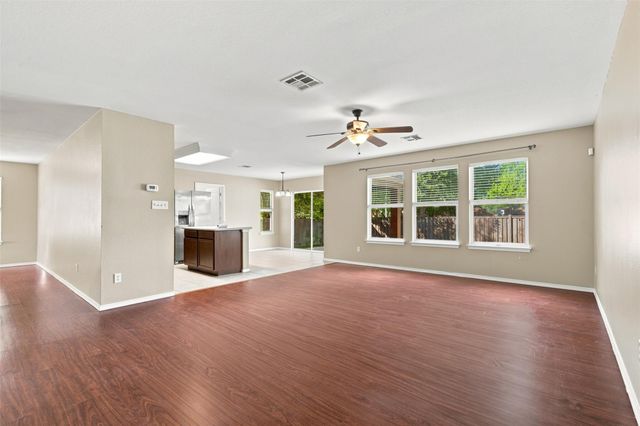 4005 Big Bend TRL, Taylor, TX 76574
