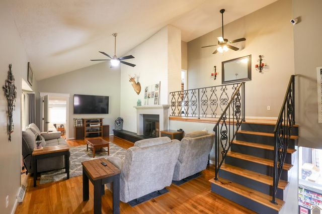 806 Usher St, Mayfield, KY 42066