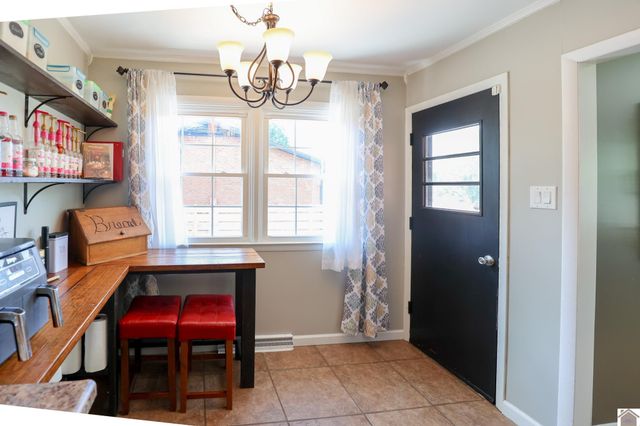 806 Usher St, Mayfield, KY 42066