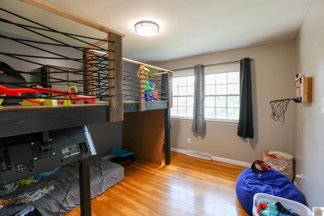 806 Usher St, Mayfield, KY 42066