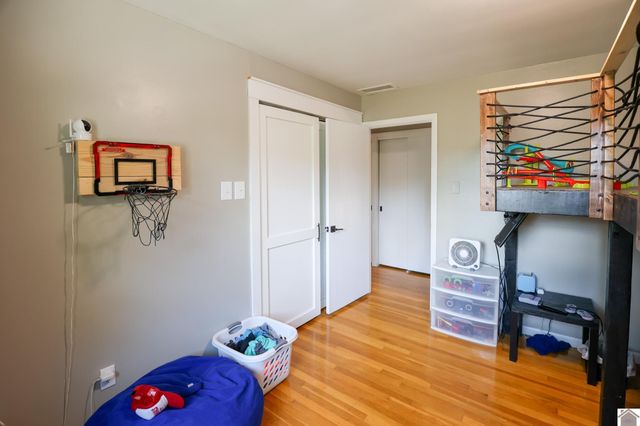 806 Usher St, Mayfield, KY 42066