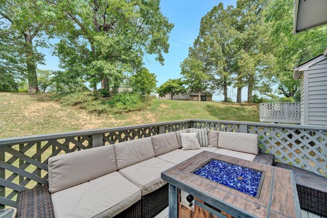 2421 S Clearing RD, Salem, VA 24153